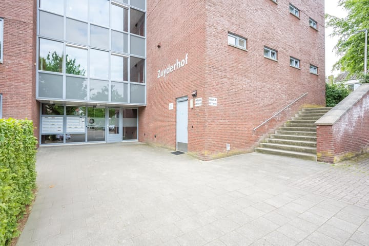 Photo 2 of Insula 91