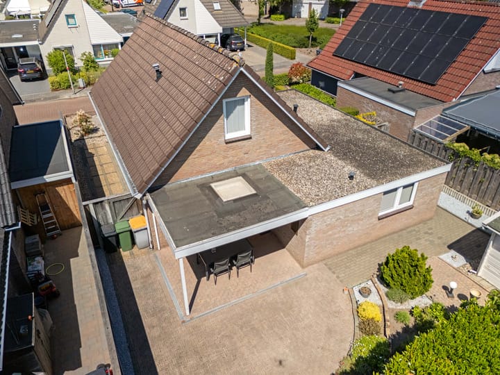 Foto 40 van Venetolaan 12