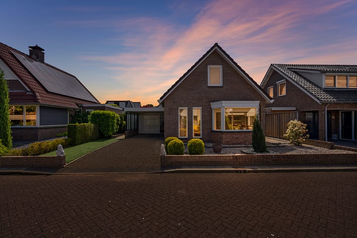 Foto 44 van Venetolaan 12