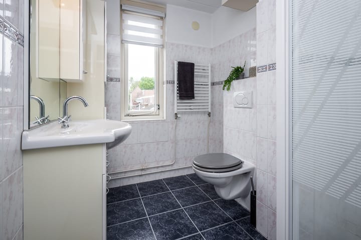 Foto 24 van Steker 37