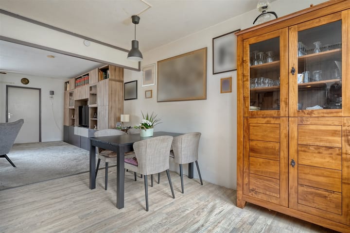 Foto 11 van Van Maanenware 9