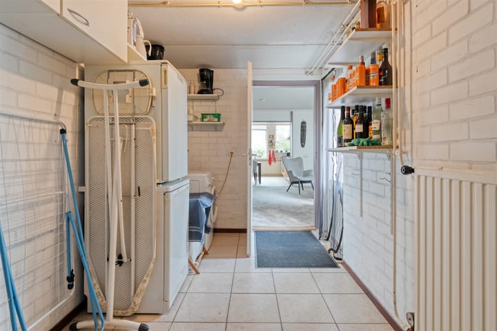 Foto 13 van Van Maanenware 9