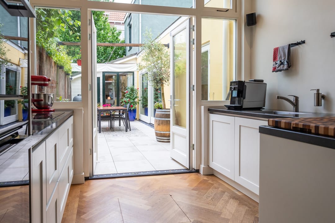 Foto 16 van Van Swietenstraat 140