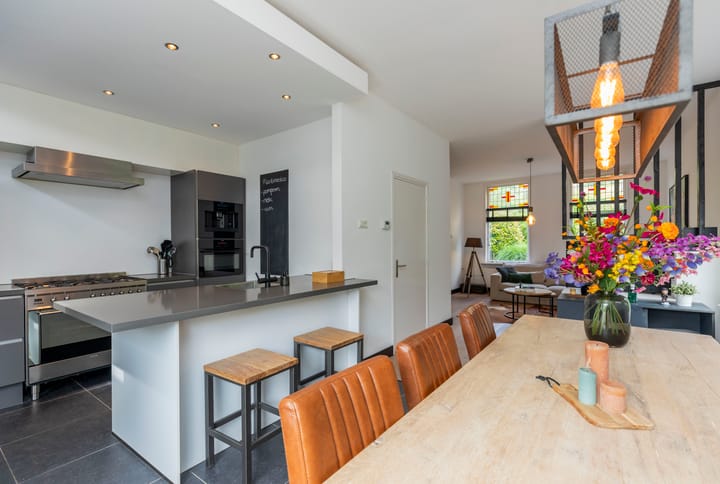 Foto 18 van Stationsweg 98