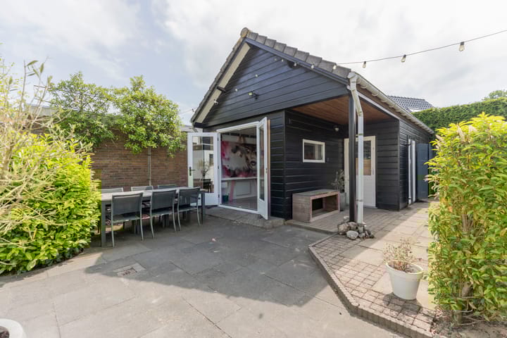 Foto 38 van Stationsweg 98