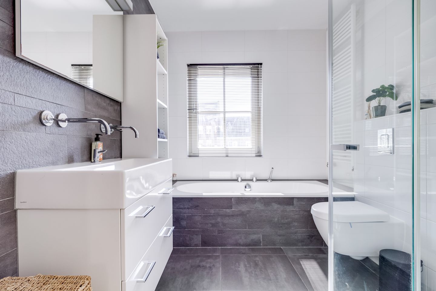 Foto 29 van Leersumse Veld 43