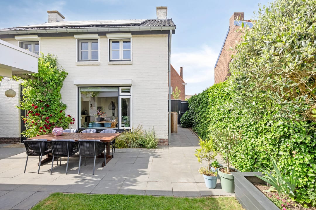 Foto 26 van Burgemeester-Joostenlaan 15