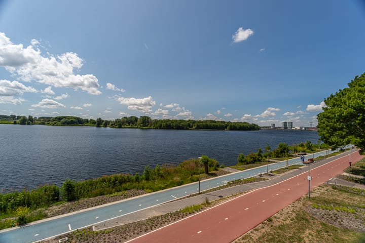 Foto 13 van Fellinilaan 354