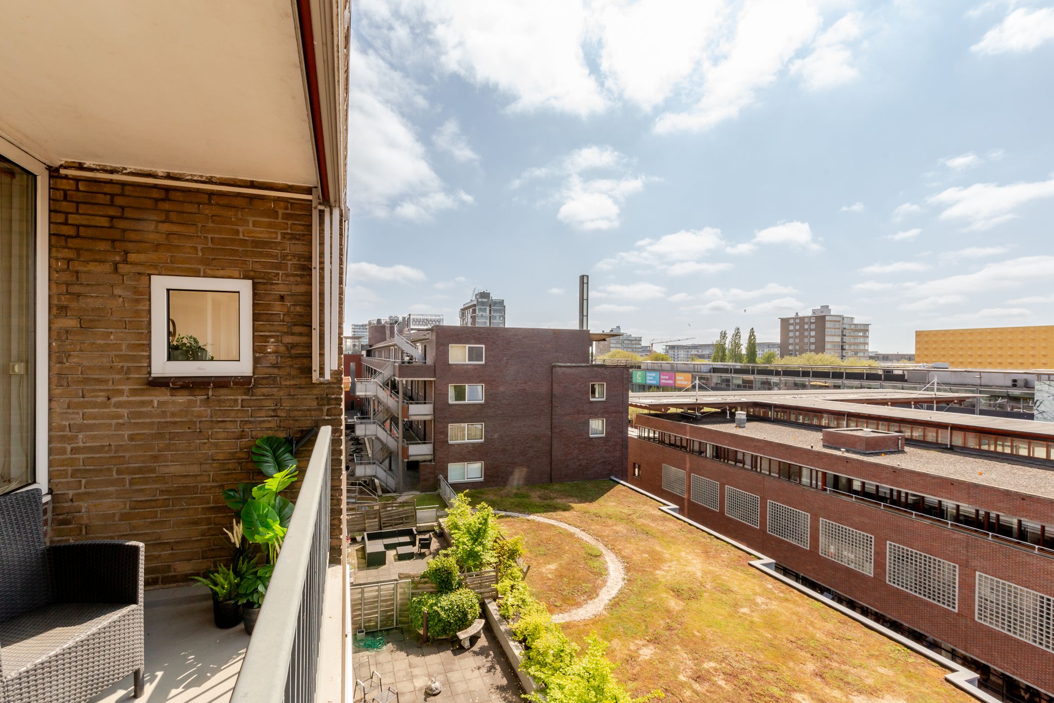 Photo 18 of Galerij 58