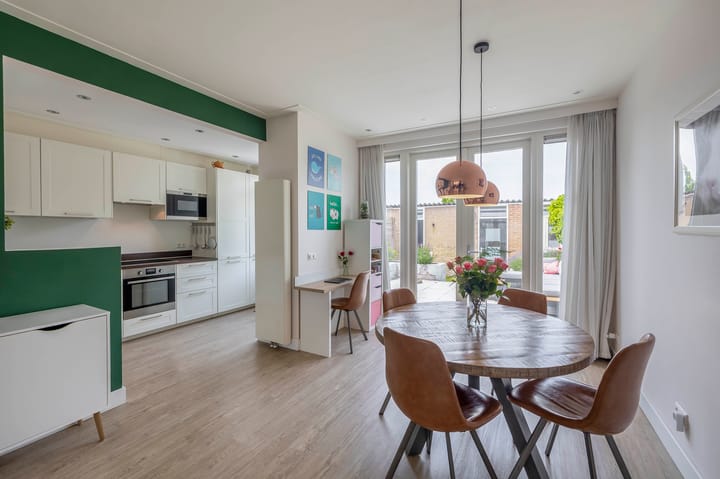 Photo 9 of Romijnstraat 34