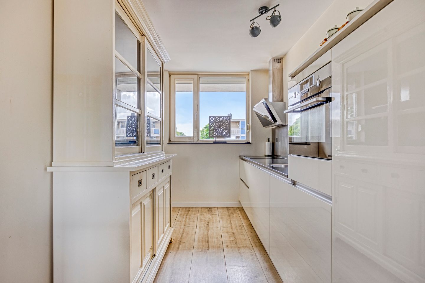 Foto 10 van Moleneindplein 155