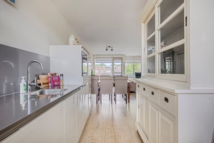 Foto 11 van Moleneindplein 155