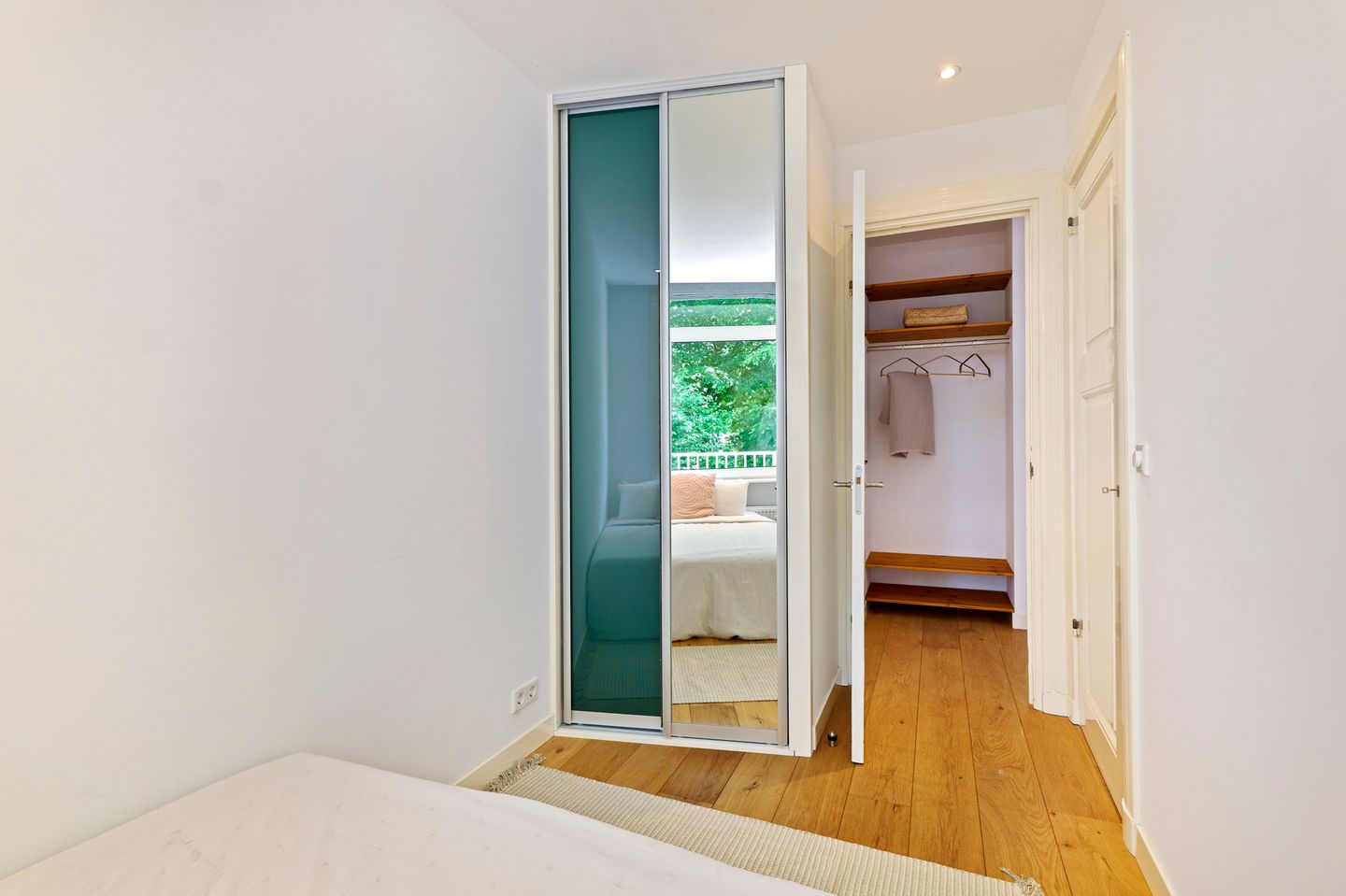 Foto 19 van Laing's Nekstraat 50-1