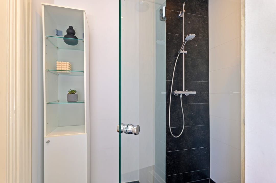 Foto 23 van Laing's Nekstraat 50-1