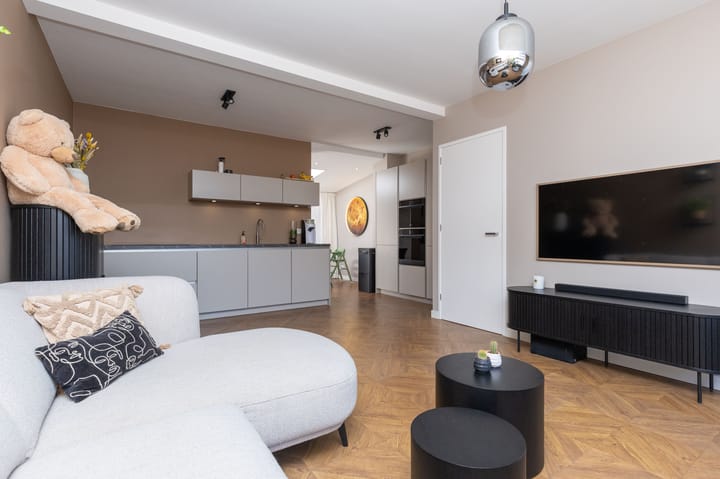 Foto 10 van Pieter Florisstraat 14