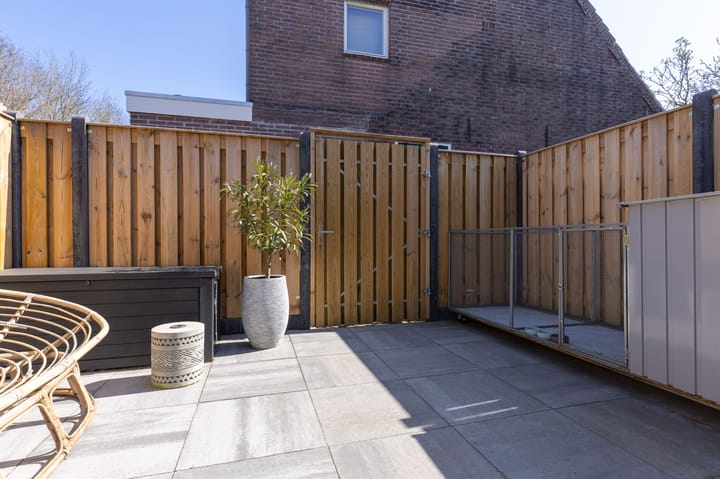 Foto 19 van Pieter Florisstraat 14