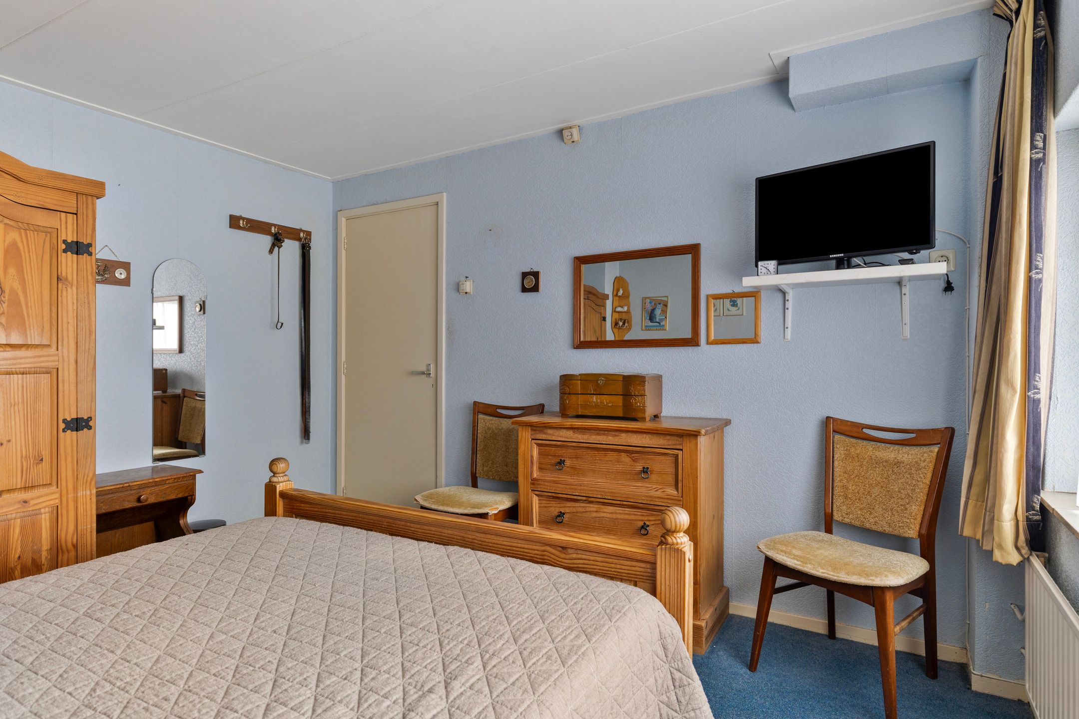 Photo 21 of Venestraat 106