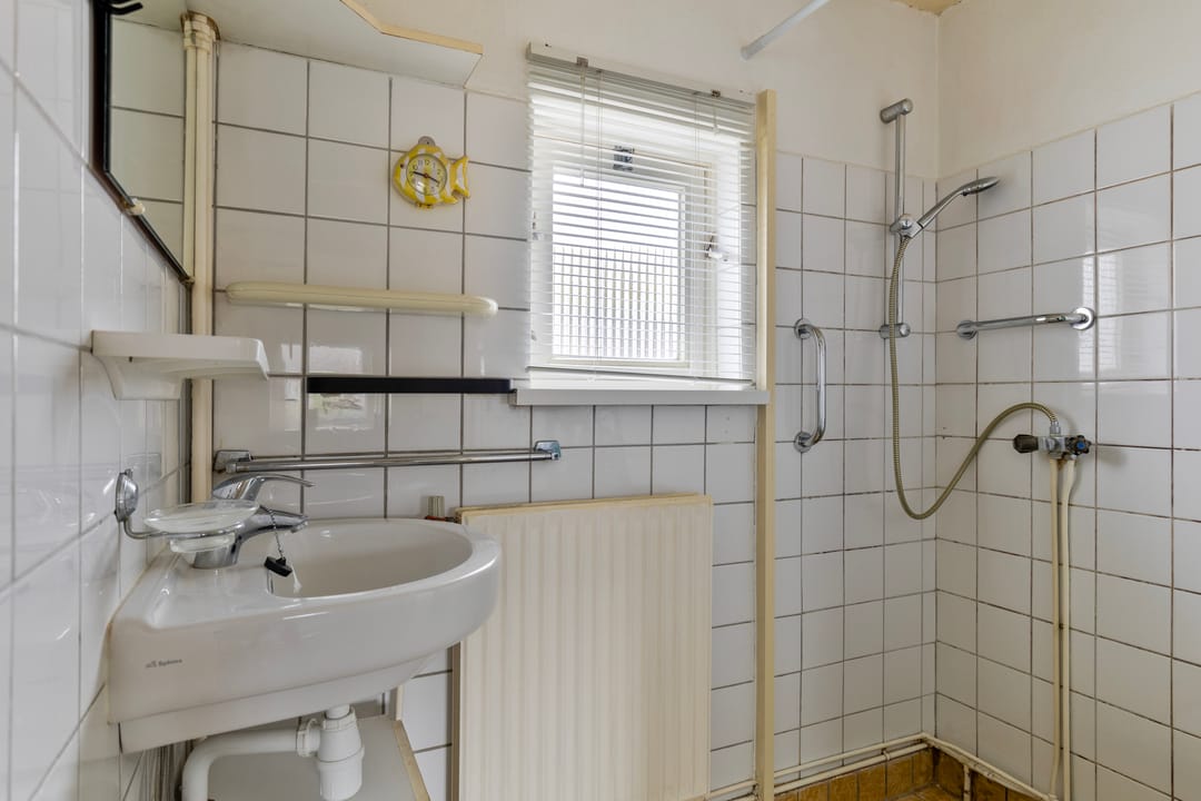 Photo 22 of Venestraat 106