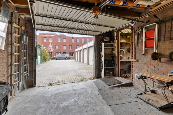 Foto 35 van Venestraat 106