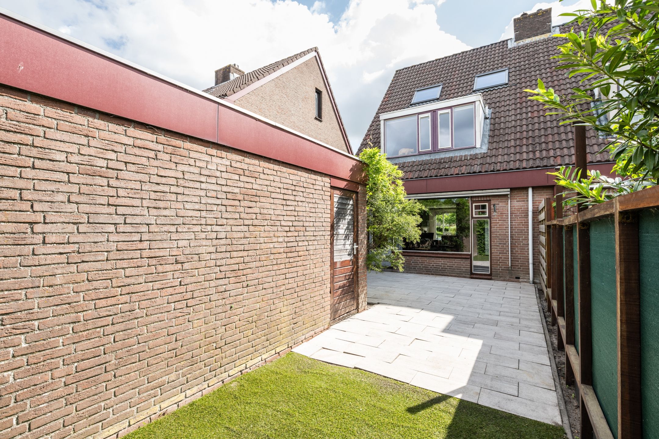 Foto 24 van Elegastburg 24