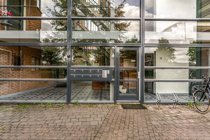 Foto 4 van Anna van Renesselaan 8-B