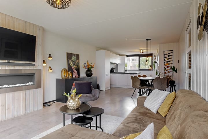 Foto 9 van Anna van Renesselaan 8-B