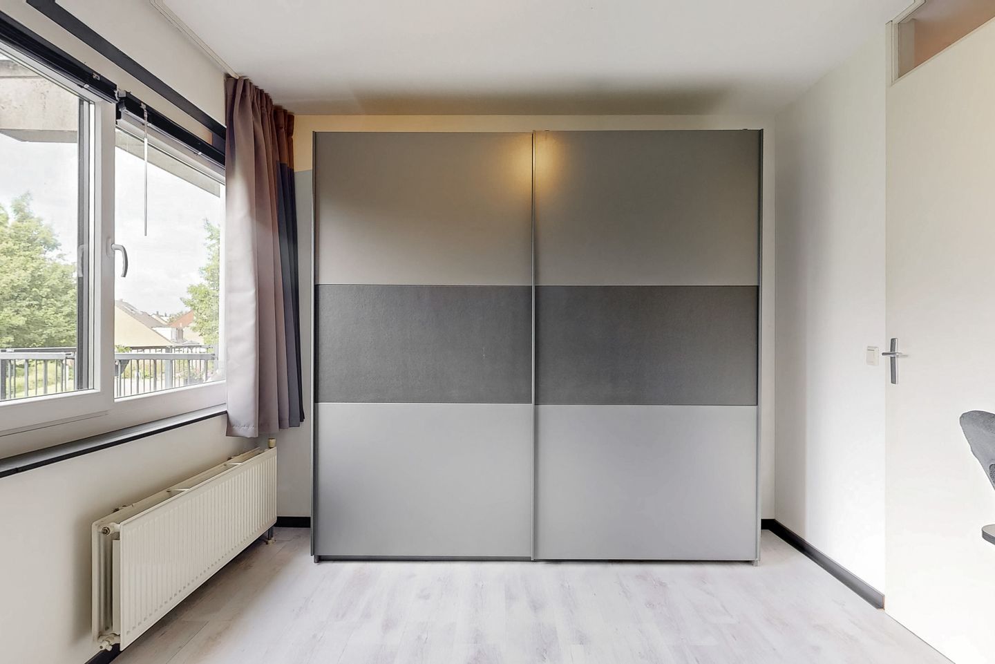 Foto 20 van Anna van Renesselaan 8-B