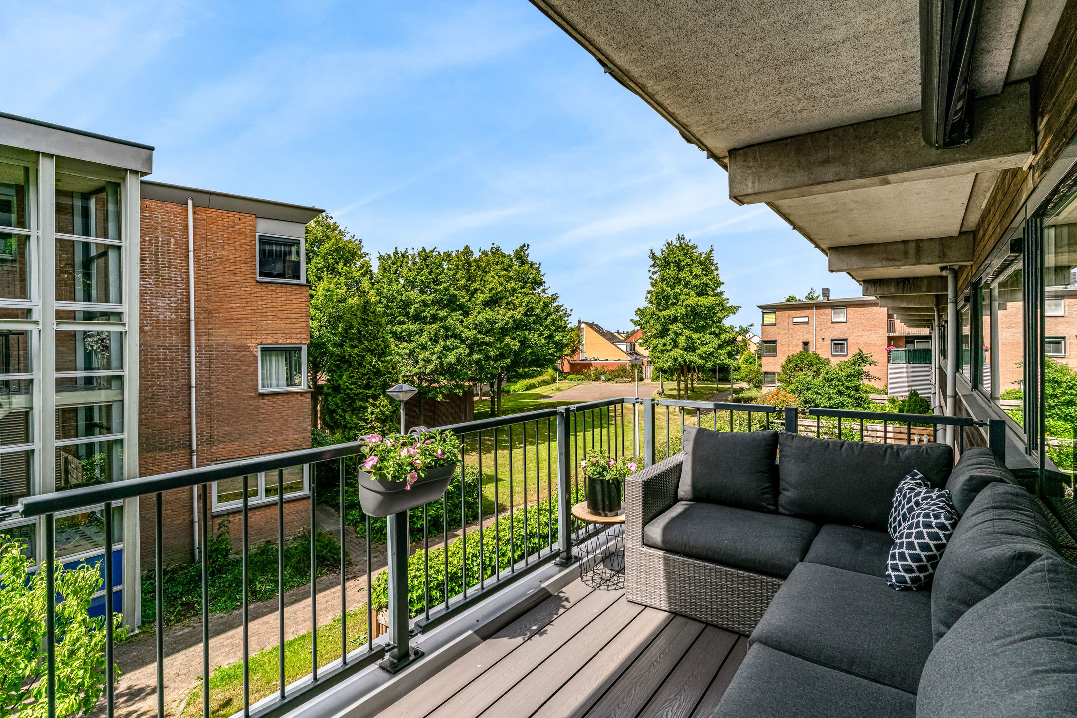 Foto 27 van Anna van Renesselaan 8-B