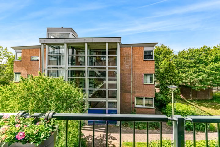 Foto 28 van Anna van Renesselaan 8-B