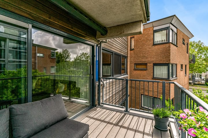 Foto 29 van Anna van Renesselaan 8-B