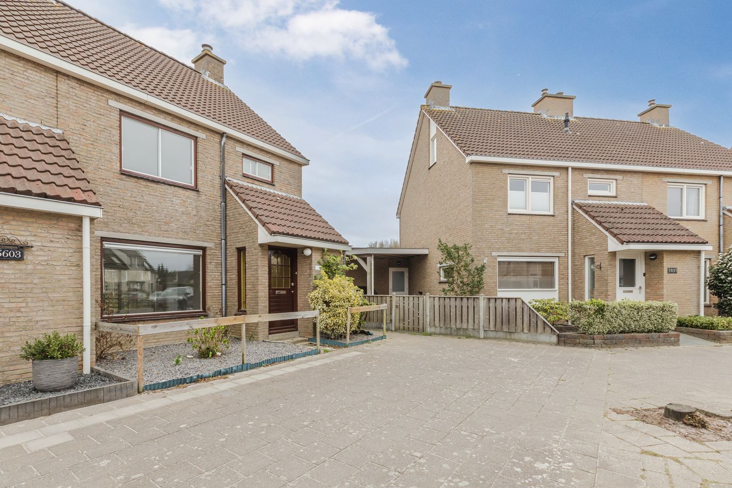 Foto 4 van Kruiszwin 5604