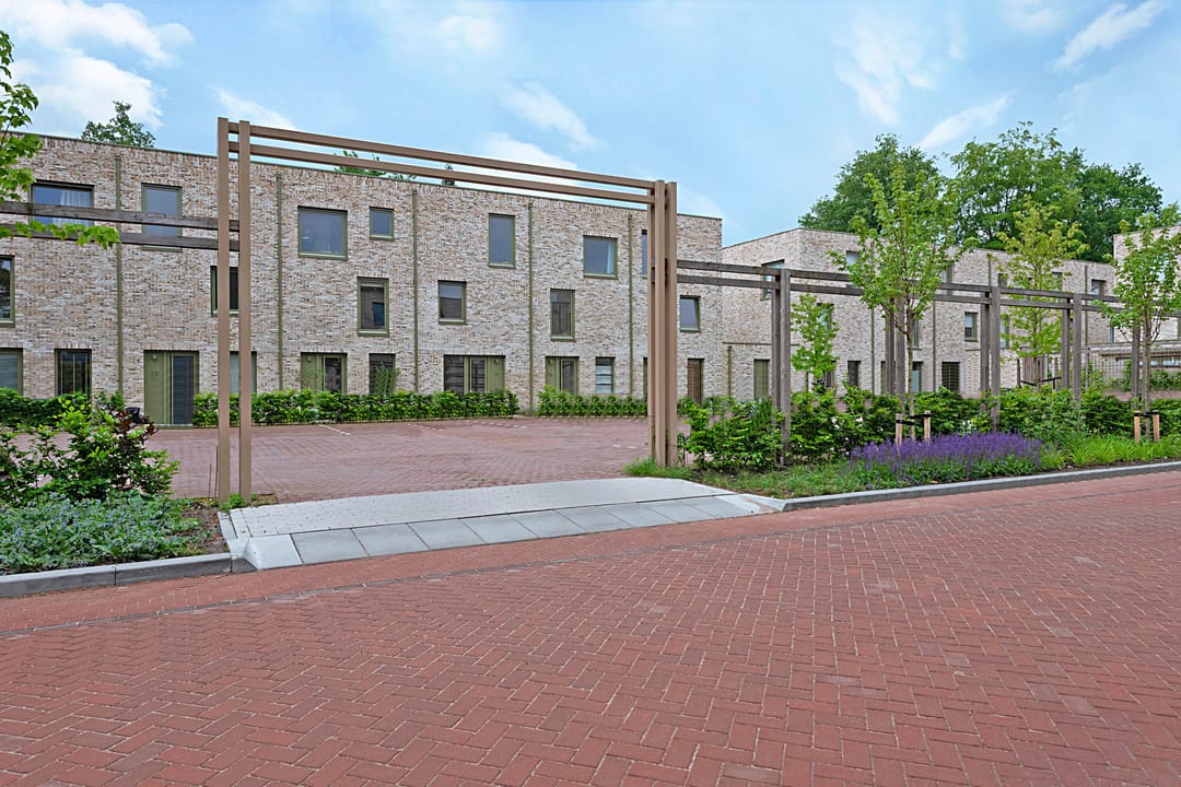 Foto 2 van Larikslaan 1-F