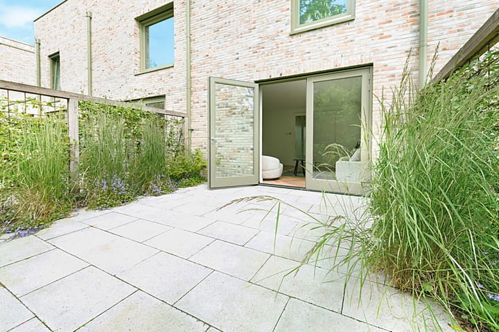 Foto 14 van Larikslaan 1-F