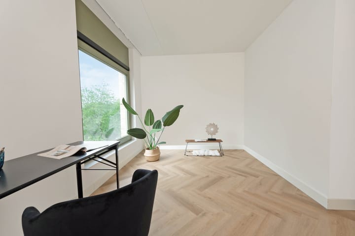 Foto 35 van Larikslaan 1-F