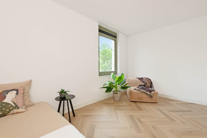 Foto 42 van Larikslaan 1-F