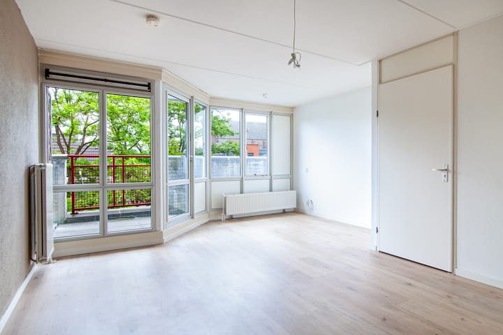 Foto 15 van Raam 196-B