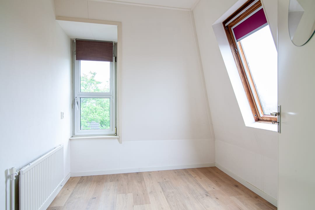 Foto 17 van Raam 196-B