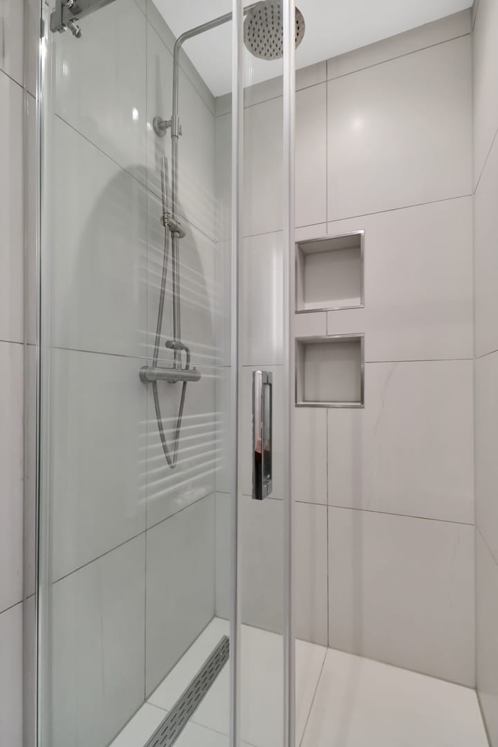 Foto 13 van Oudezijds Achterburgwal 205-2