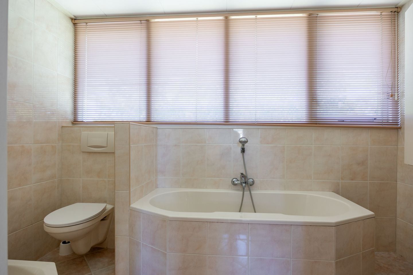 Foto 5 van Alberdaweg 125