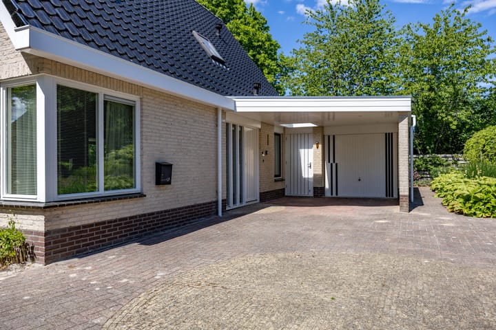 Photo 10 of Alberdaweg 125