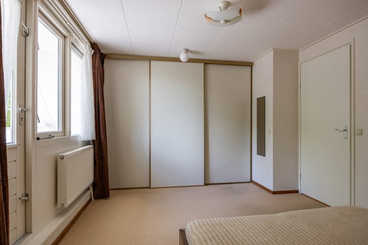 Photo 42 of Alberdaweg 125