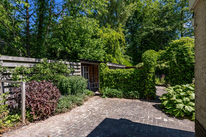 Photo 52 of Alberdaweg 125