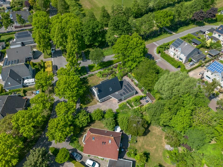 Photo 66 of Alberdaweg 125