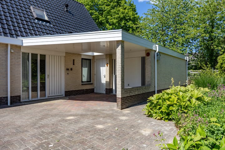 Photo 74 of Alberdaweg 125