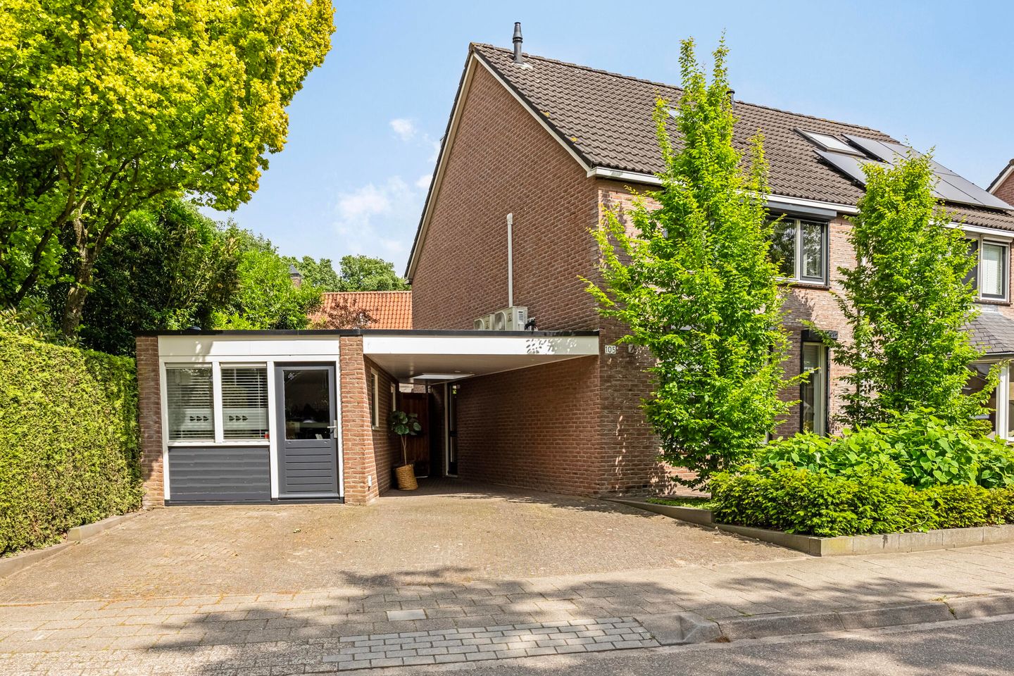 Foto 5 van Roelf Bosmastraat 105