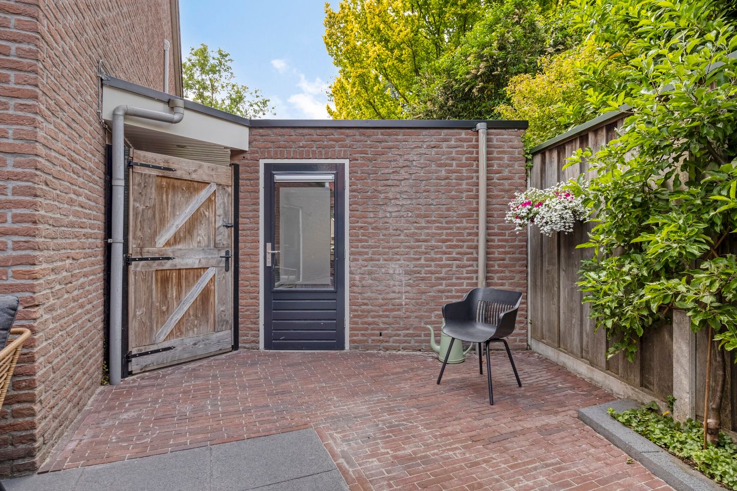 Foto 35 van Roelf Bosmastraat 105