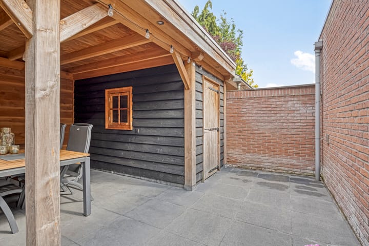 Foto 38 van Roelf Bosmastraat 105