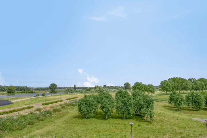 Foto 3 van Schout van Hanswijkplein 148