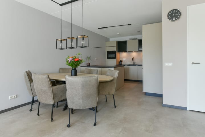 Foto 9 van Wilhelminakade 77