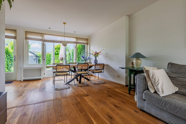 Foto 7 van van Limburg Stirumlaan 45